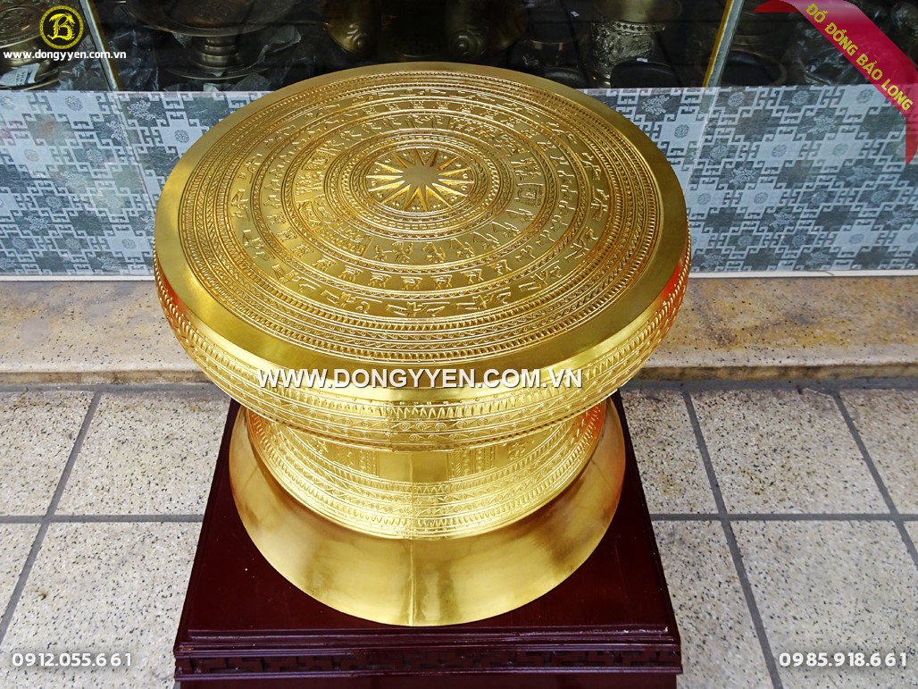 Trống đồng Ngọc Lũ dát vàng 9999 đường kính 50cm