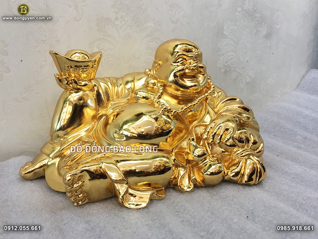 Tượng Phật Di Lặc ngồi tay cầm chĩnh vàng cao 13cm, dài 25cm