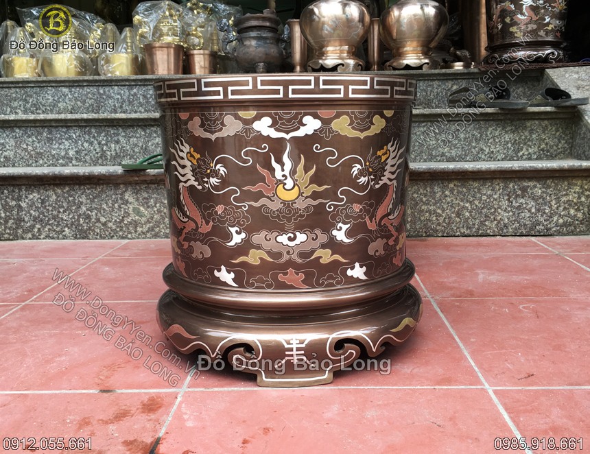 Bát Hương đồng khảm ngũ sắc tinh xảo của Bảo Long