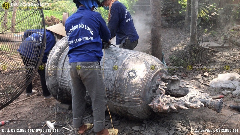 đúc đại hồng chung 1000kg cho chùa phú thị