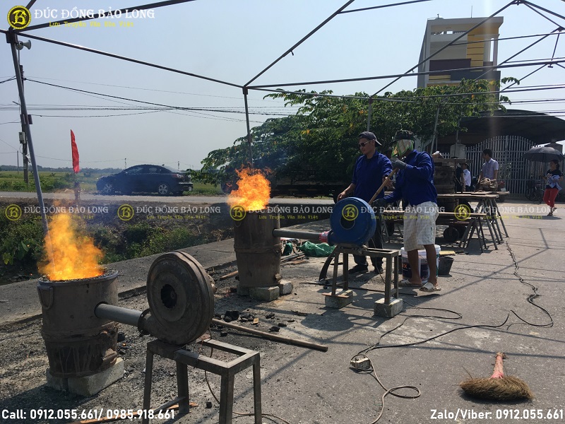 đúc đại hồng chung cho chùa trúc long