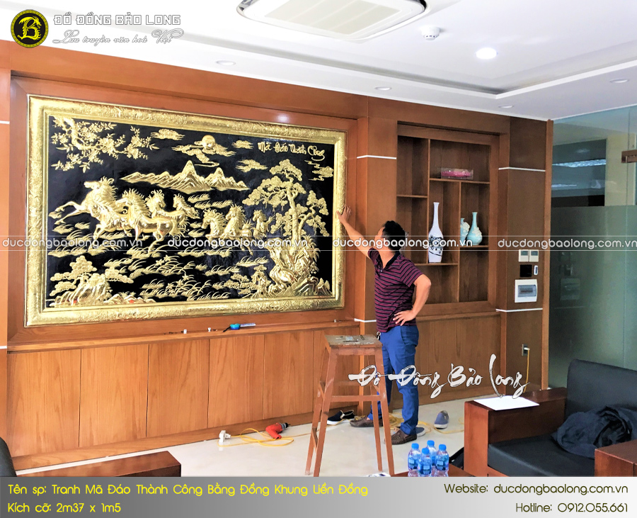 tranh mã đáo thành công bằng đồng khung liền đồng 2m37 x 1m55