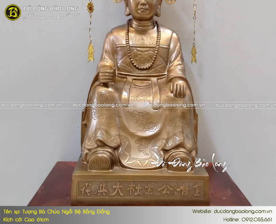 Tượng bà chúa ngồi bệ bằng đồng đỏ cao 61cm