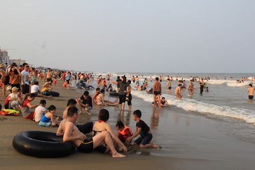 Sầm Sơn chuyển mình trong mùa du lịch năm 2016