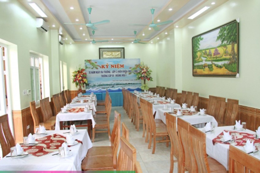Đặt phòng khách sạn Tùng Mai, khách sạn giá rẻ chất lượng tại Sầm Sơn Khach-san-tung-mai-nha-an2