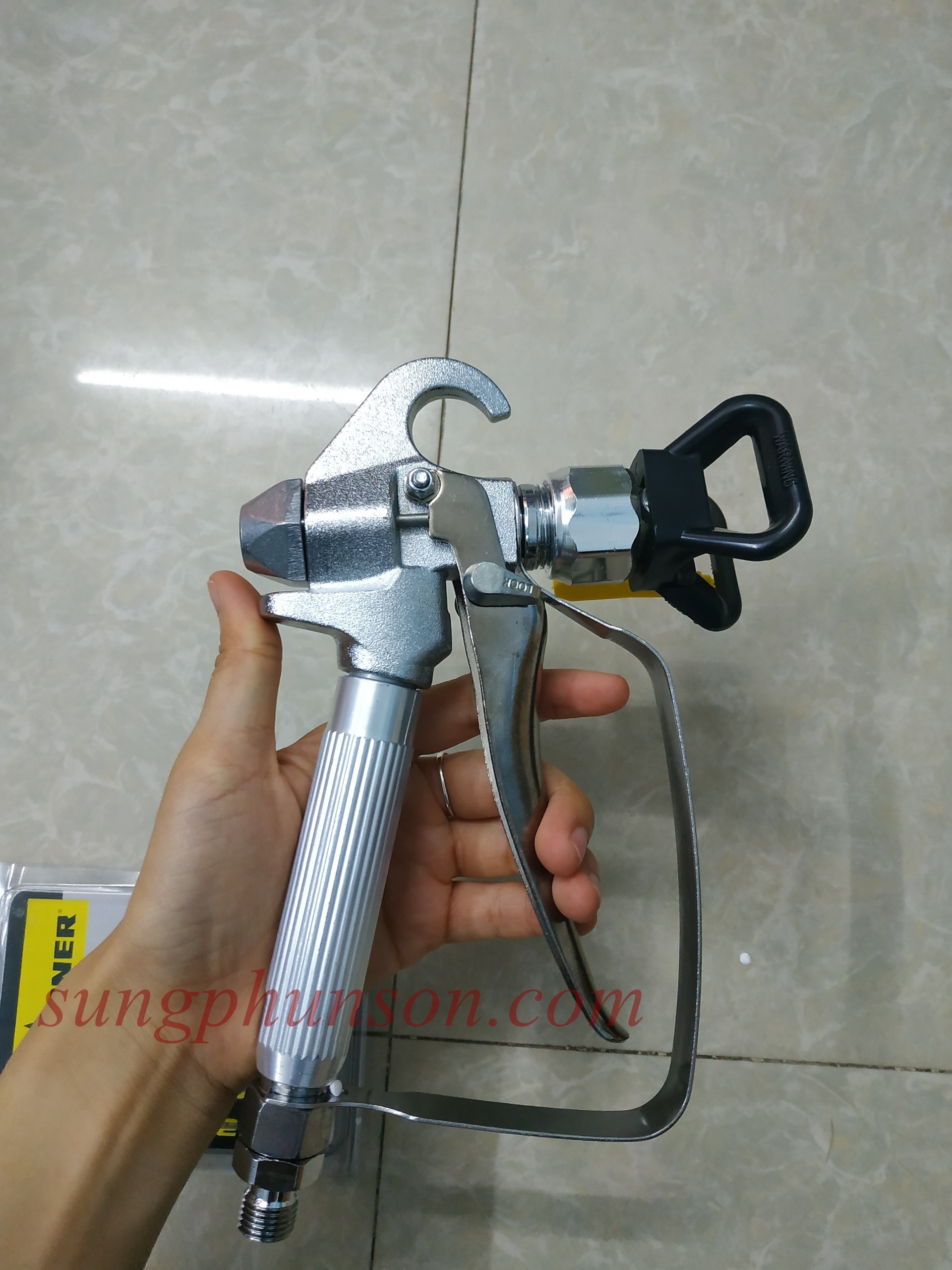 Súng phun sơn Airless- Ưu điểm công nghệ phun sơn chân không Airless