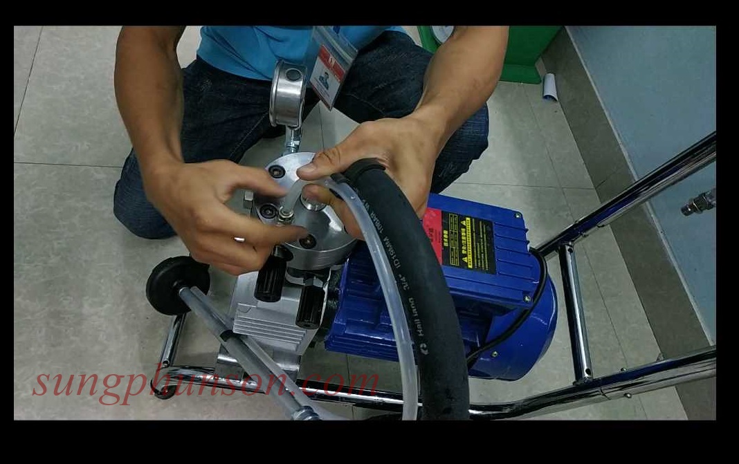 Sơn tường bằng Súng phun sơn