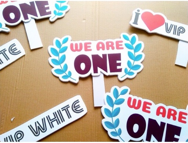 mau-hashtag-cam-tay2