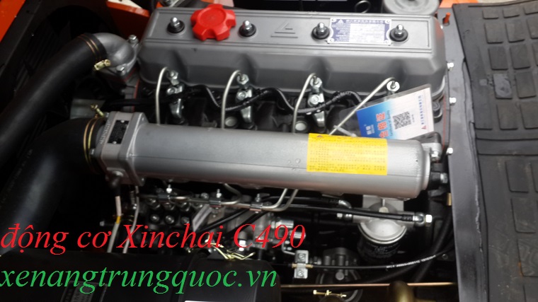 động cơ Xinchai C490 lắp trên xe nâng Heli