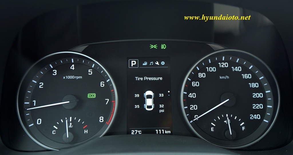 Elantra 2016 trang bị taplo siêu sáng Elantra 2016 trang bị taplo siêu sáng, cảnh báo áp suất lốp