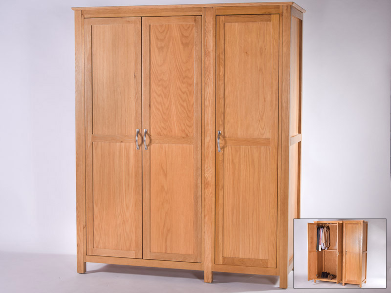 Tủ quần áo gỗ tự nhiên cho phòng ngủ Tu-quan-ao-3-buong-go-tu-nhien-ma-ta07
