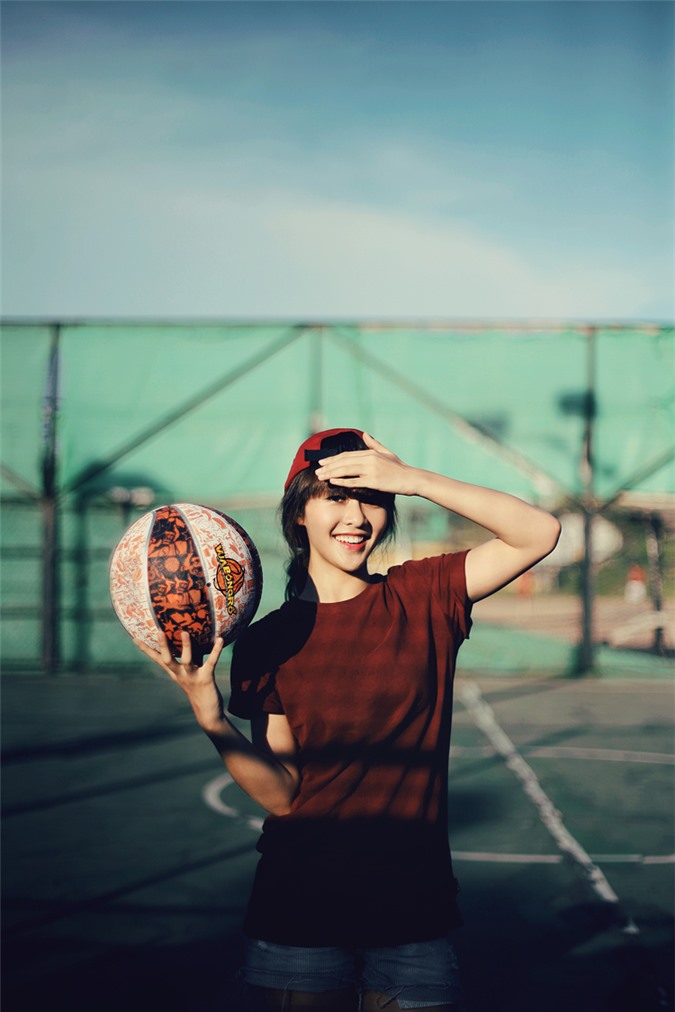 Hotgirl boxing Khả Ngân chơi bóng rổ cũng siêu... ngọt ngào Hotgirl boxing Khả Ngân chơi bóng rổ cũng siêu... ngọt ngào