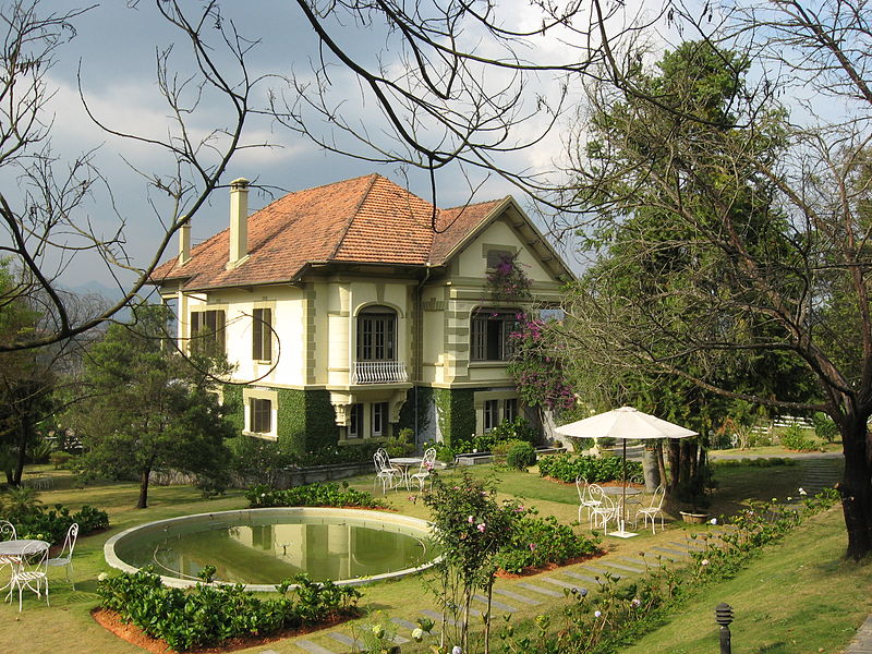 tim-hieu-ve-thiet-ke-biet-thu-hien-dai-002