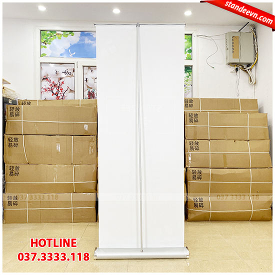 standee cuốn nhôm đế to cao cấp