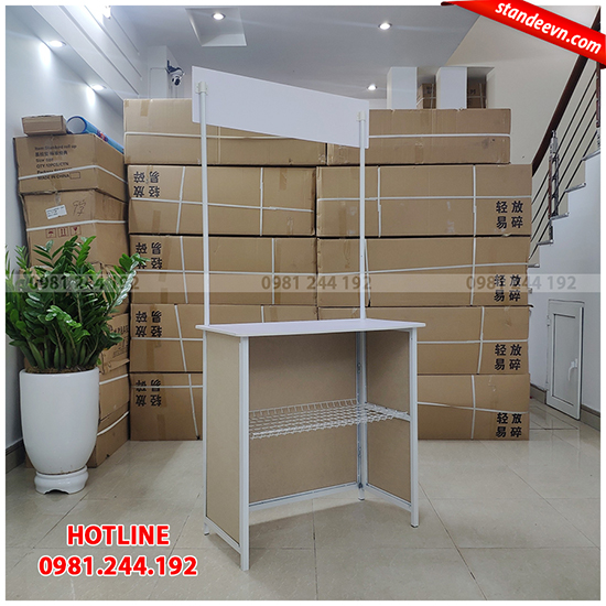 booth bán hàng di động bằng sắt