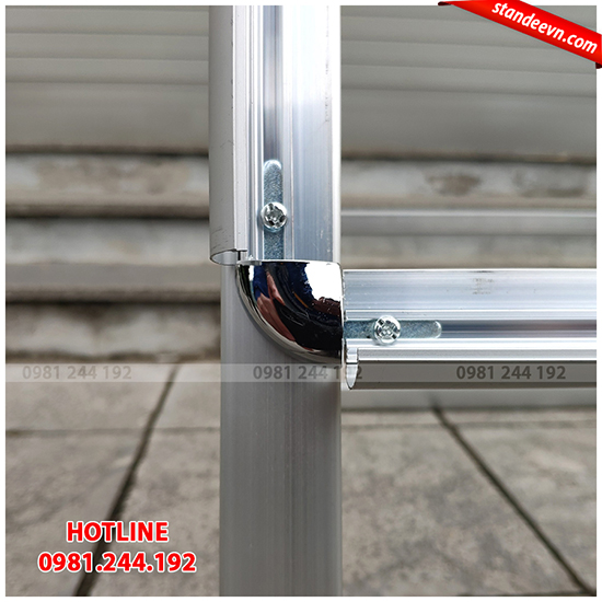 standee chữ a 2 mặt