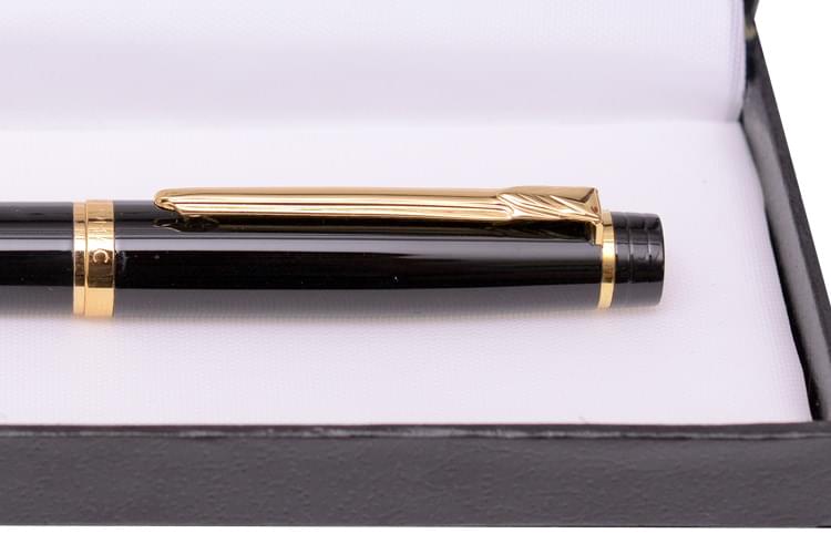 Chi tiết thiết kế bút cao cấp ROTOMAC RT 482RG(BK)