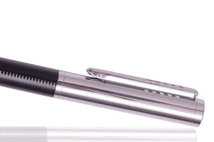 Chi tiết thiết kế bút dạ bi Senior SN 581RS(BK)