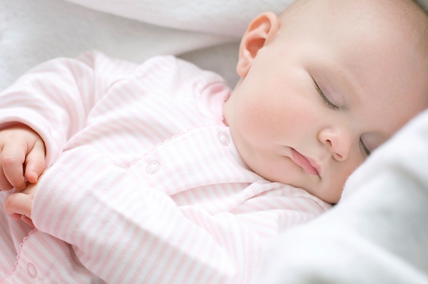 Chăm sóc giấc ngủ cho trẻ sơ sinh