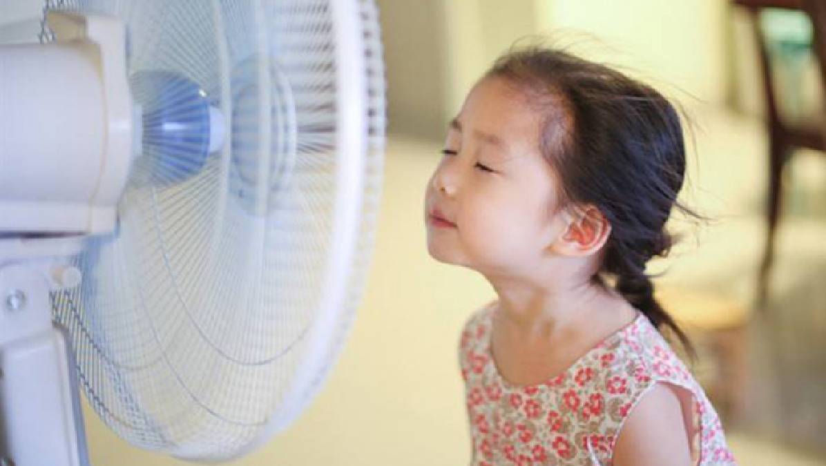 ưu điểm cho trẻ nằm quạt