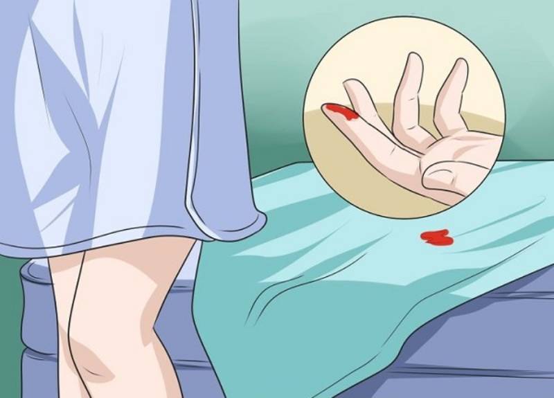 Chảy máu vùng kín khi quan hệ do nhiễm bệnh Chlamydia