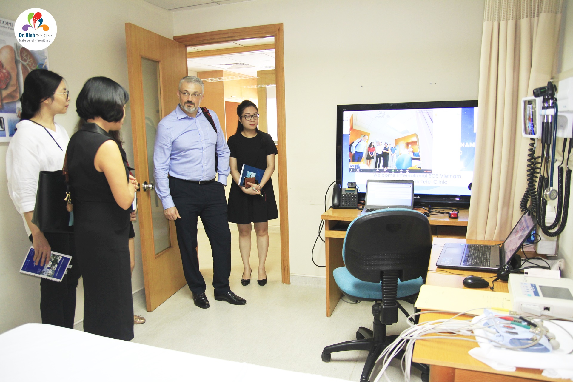 bac-si-truc-tuyen-online