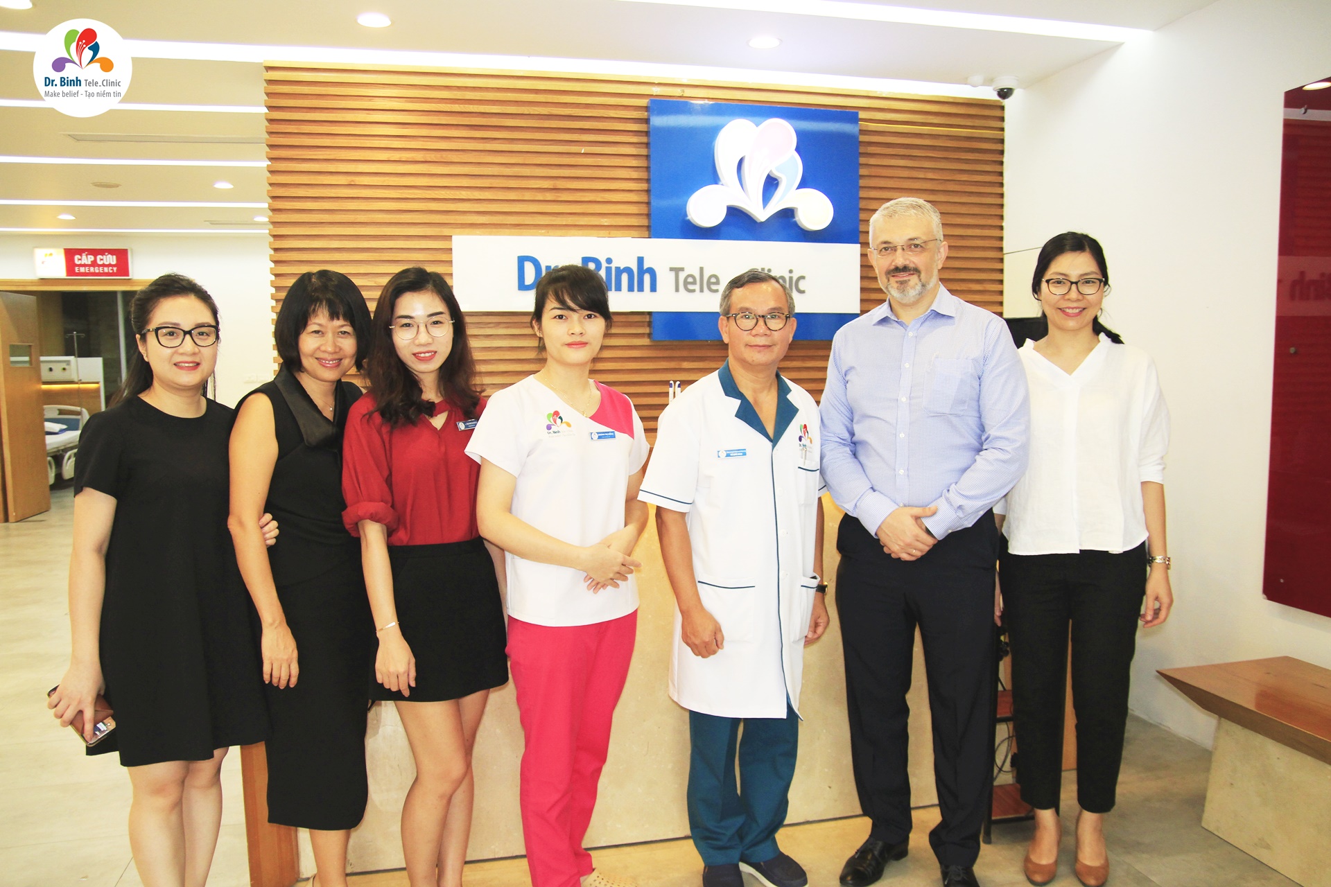 drbinh-hop-tac-international-sos-vietnam