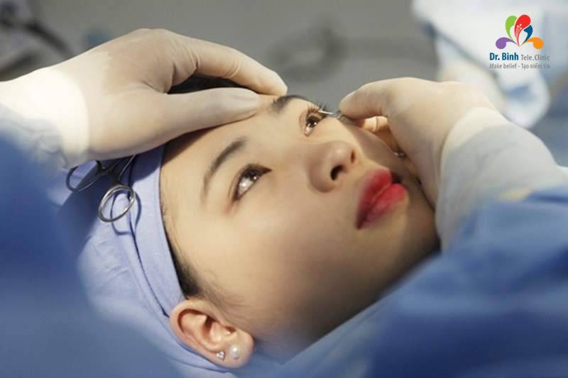 Mổ mắt cận có được sử dụng Bảo hiểm Nhân Thọ hay không?