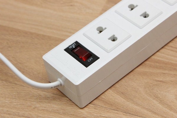 Nguyên nhân và cách đề phòng chạm, chập điện