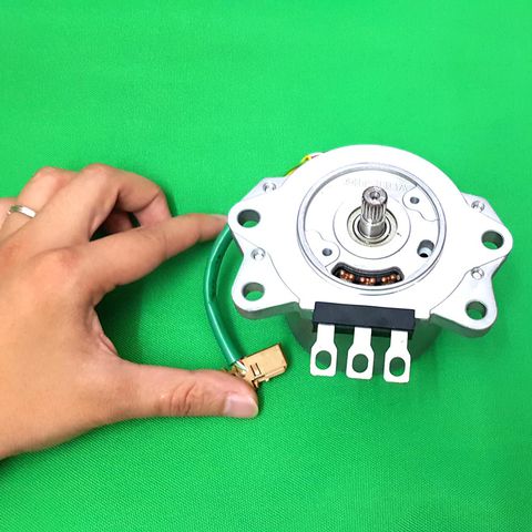 Động Cơ Không Chổi Than