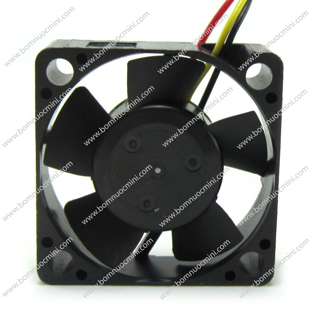 quạt làm mát hiệu nidec 12v