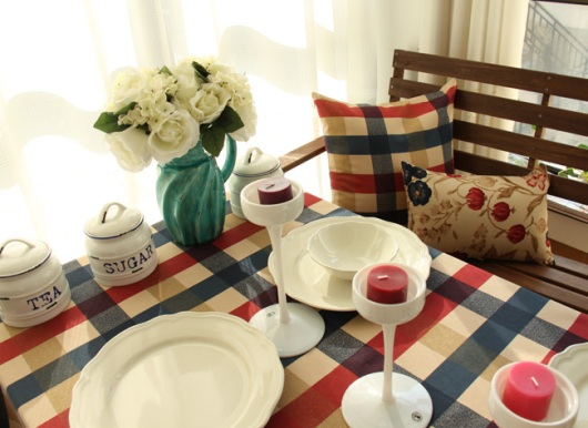 Vải caro địa trung hải làm khăn trải bàn
