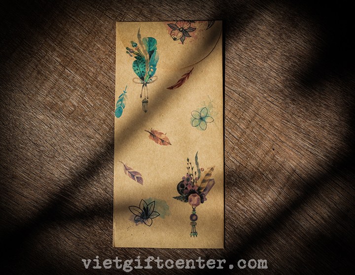 sản phẩm được trang trí với họa tiết vintage độc đáo