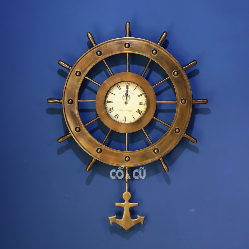 Đồng hồ cổ điển sang trọng