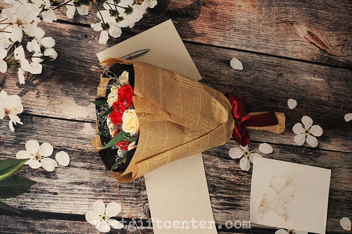 Hoa hồng handmade bằng giấy, giấy nhún đẹp