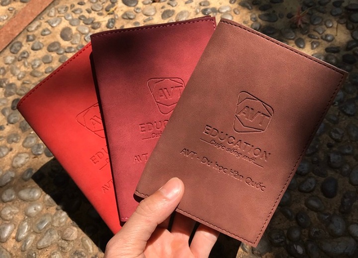 sản xuất ví da hộ chiếu