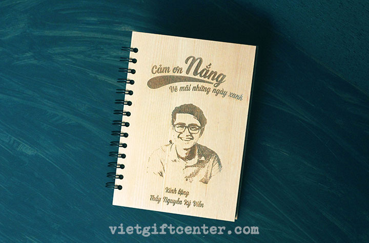 sổ tay bìa gỗ khắc laser