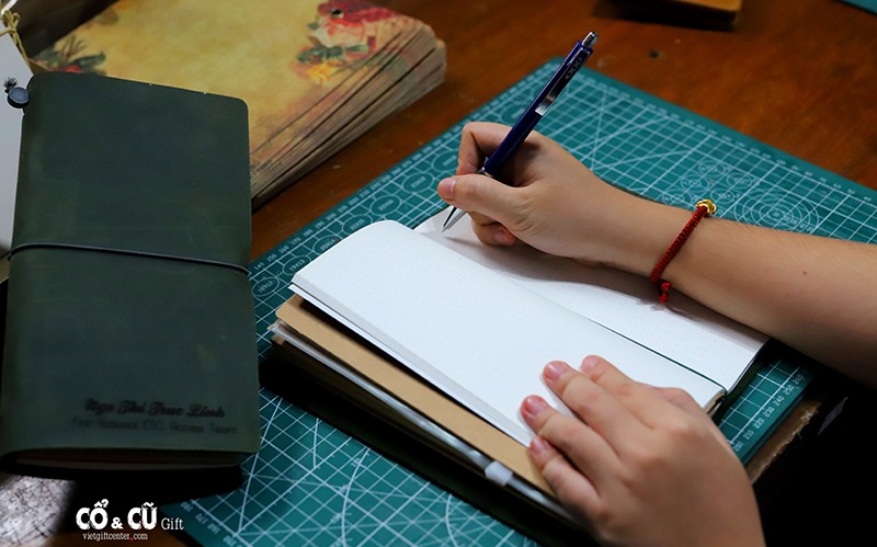 sổ tay handmade tặng sếp