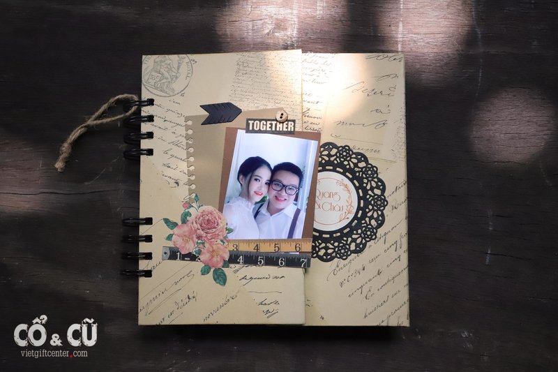 scrapbook handmade vinatge trang trí và dán ảnh