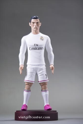 Tượng cầu thủ Ronaldo