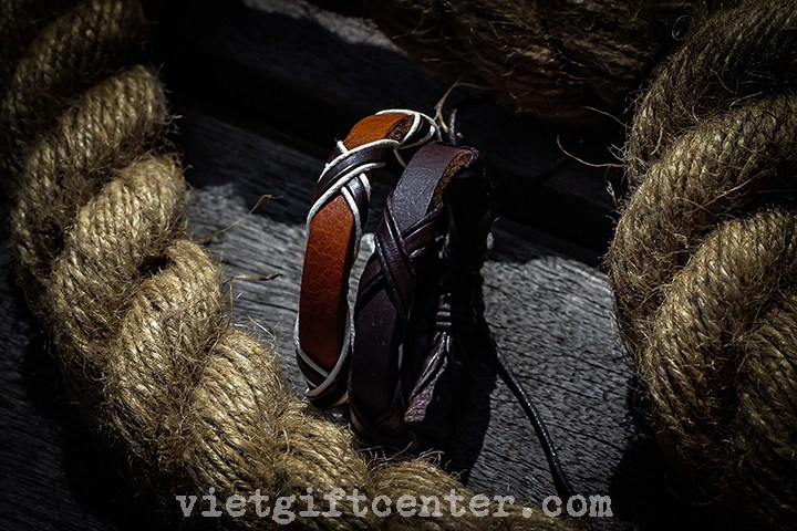 vòng tay da Chất liệu: da thật cao cấp;