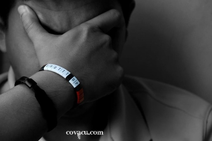 Vong tay handmade doc dao