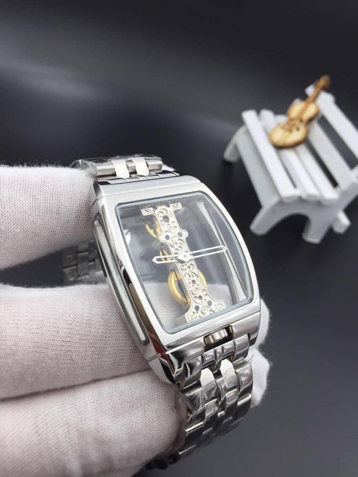 Đồng Hồ THỤY SỸ CORUM Golden Bridge D0