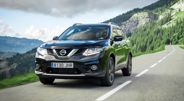 nissan x-trail 2.5, nissan xtrail 2 cầu