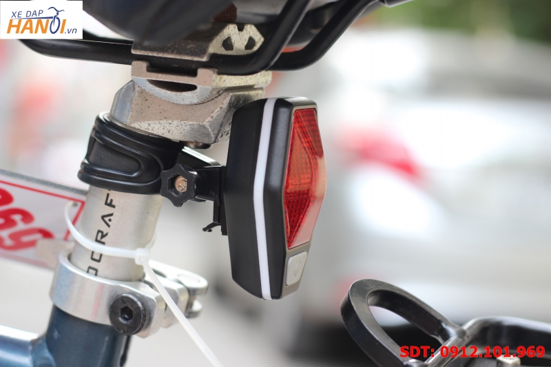 Đèn hậu xe đạp Acrono