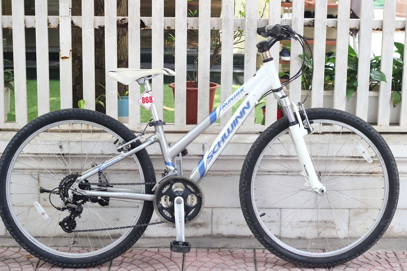 Xe đạp thể thao Touring Nhật bãi SCHWINN FRONTIER ĐẾN TỪ USA