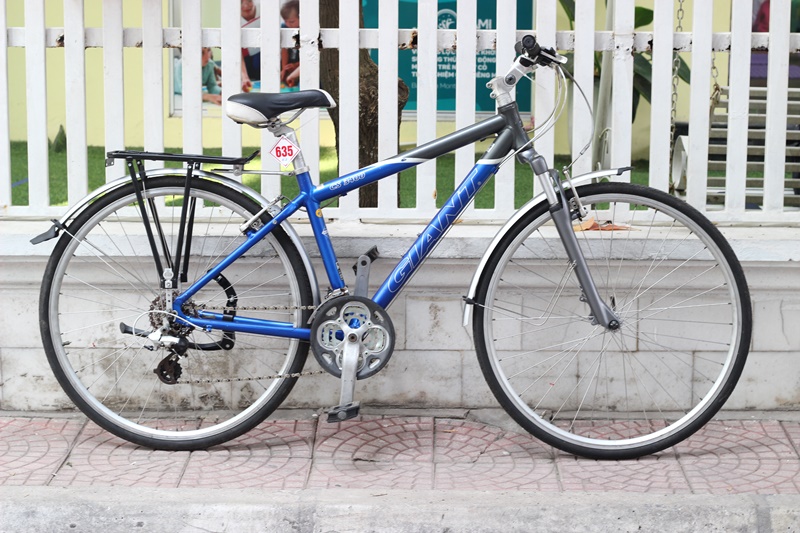 Xe Giant CS 3400 Nhật bãi đến từ Taiwant