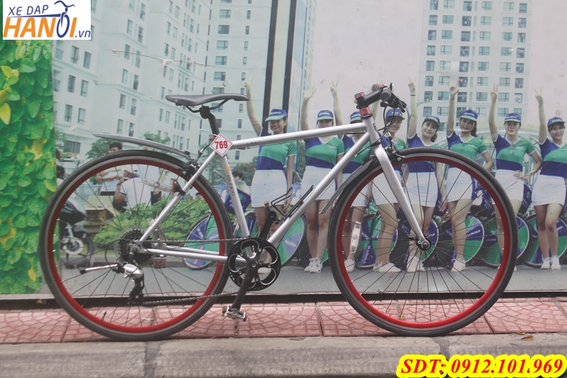Xe đạp thể thao Touring Nhât bãi Reunion đến từ Japan