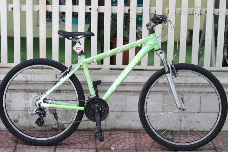 Xe đạp thể thao MTB GIANT ROCK3 ĐẾN TỪ TAIWANT