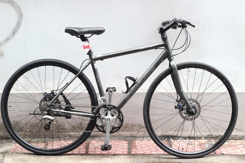 Xe đạp thể thao Touring Nhật bãi SPECIALIZED SIRRUS ĐẾN TỪ USA